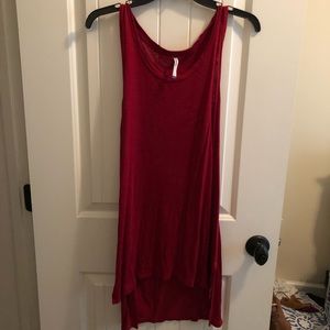 Tresics Red High Low Tunic Tank Top Size Medium